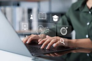IA cria ou otimiza? Entenda a diferença entre conteúdos gerados e aprimorados por IA para turbinar sua estratégia de marketing digital.